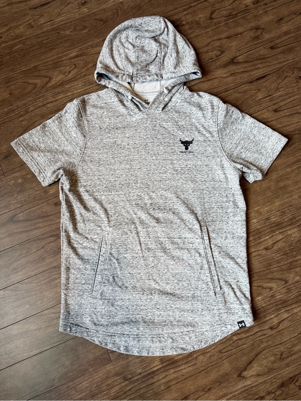 Under Armour Project Rock Men’s Gray Hooded Short‑Sleeve Top – Size S